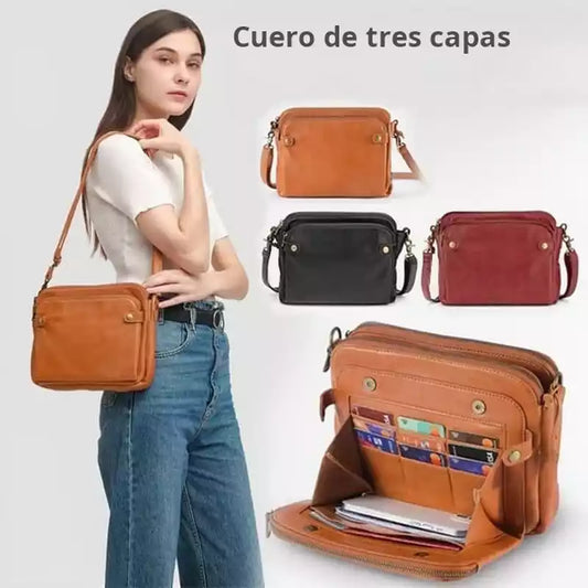 LuxeClutch - Elegancia en Bolsos de Mano